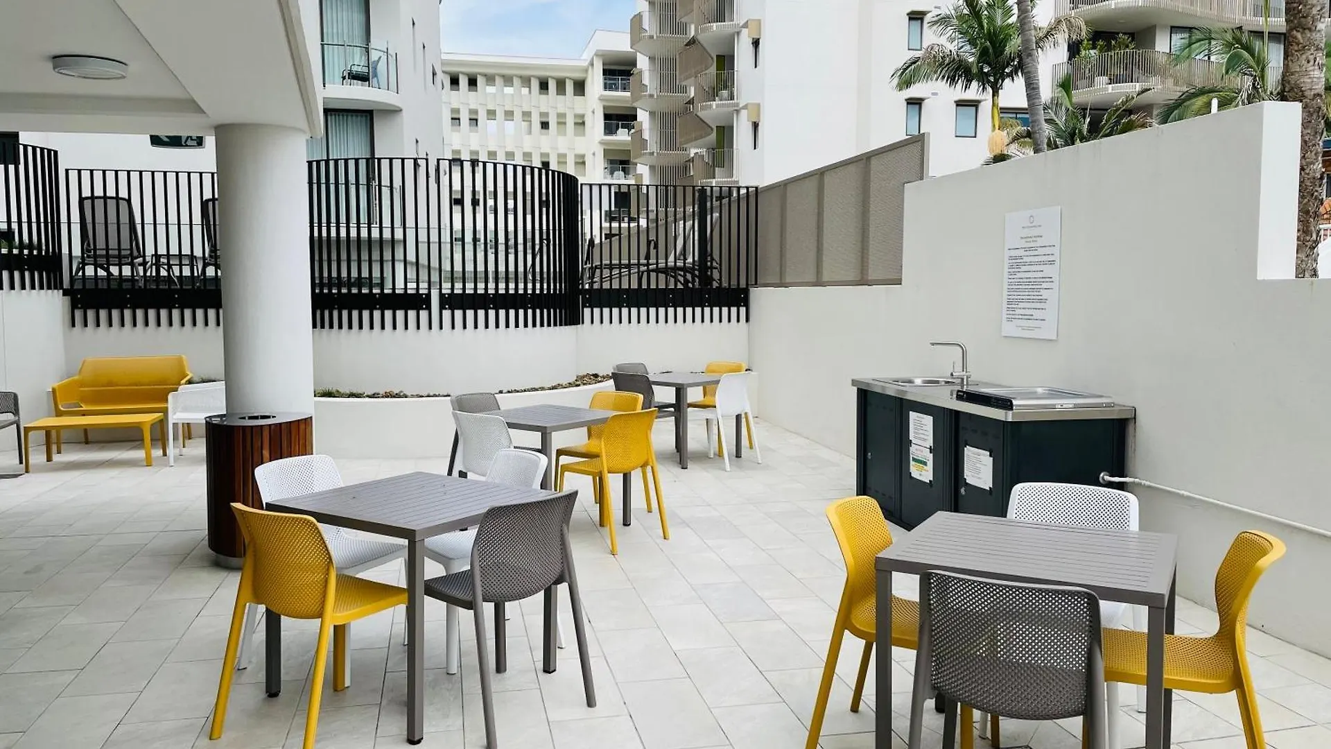 Maroochy City Lights@Thecosmopolitan Unit 20802 Maroochydore Apartment